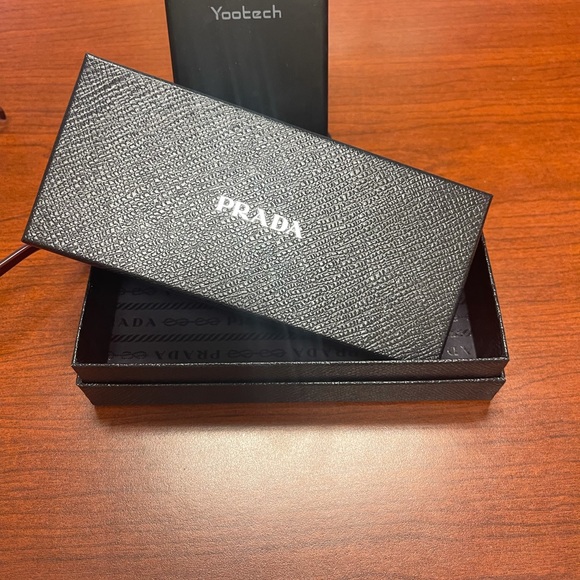 Prada glasses - Picture 6 of 9